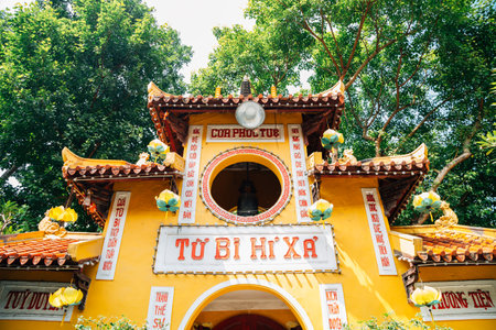 Chua Quan Su temple Ambassador's Pagoda in Hanoi, Vietnamのeditorial素材