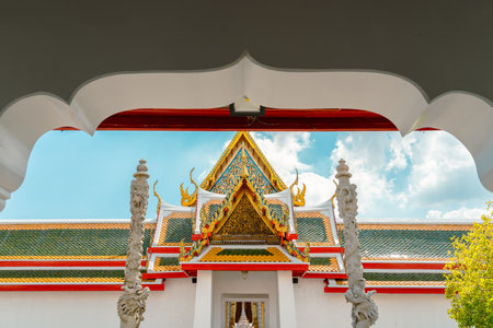 Wat Arun temple in Bangkok, Thailandのeditorial素材