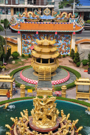 Chonburi,Thailand - 12 March 2016: Unknown tourists visit Chinese shrine in Chonburi,Thailand.のeditorial素材