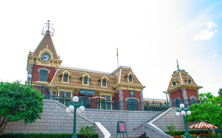 HONG KONG DISNEYLAND: Hong Kong Disneyland main street railway station, Hong Kong Disneylandのeditorial素材