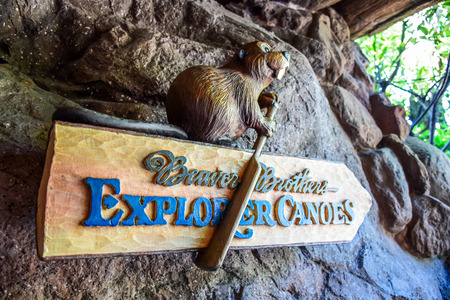 CHIBA, JAPAN: Beaver Brothers Explorer Canoes signage, Critter Country, Tokyo Disneylandのeditorial素材