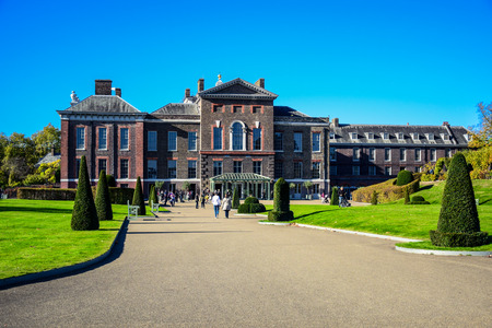 Kensington Palace, a royal residence set in Kensington Gardens, in the Royal Borough of Kensington and Chelsea in London, England, United Kingdomのeditorial素材