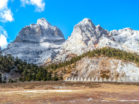 Summit Peak located in Balagezong Grand Canyon National Scenic Area of Diqing in Shangri-La County of Yunnan, Chinaの写真素材