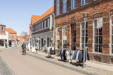 RINGKOBING, DENMARK - MAY 8, 2017: Street  of old town on sunny sunday  on may 8, 2017 in Ringkobing, Denmark.のeditorial素材