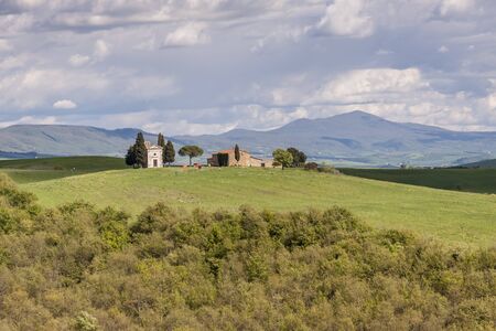 Chapel near San Quirico dÂ´Orcia, Tuscany, Italyの写真素材