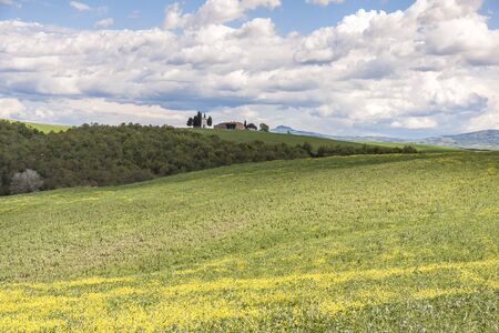 Chapel near San Quirico dÂ´Orcia, Tuscany, Italyの写真素材