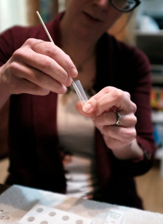 Rapid Test Device, Rapid Response Covid-19 Antigen