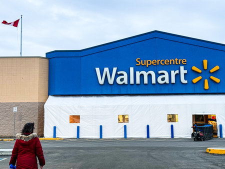 Walmart Supermarket Sign in Quebecのeditorial素材