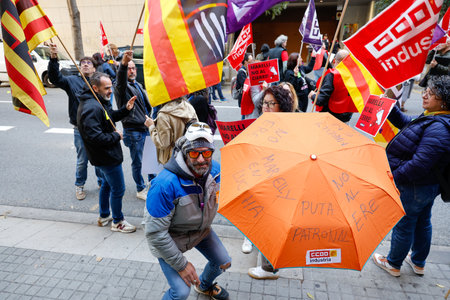 Demonstration in the streets of the city of Barcelona, ââââSpain.のeditorial素材