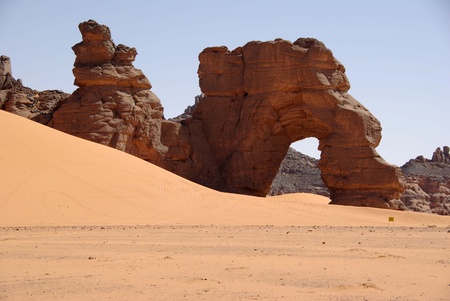 Arch in Libyan desertの写真素材