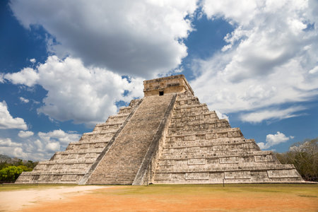 El Castillo The Kukulkan Temple of Chichen Itza mayan pyramid in Yucatan Mexico