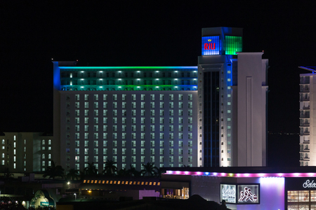 MEXICO, CANCUN -  11 MARCH 2015: Riu hotels at the nightのeditorial素材