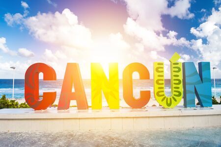 Cancun, Mexico - 12 December 2015: Inscription CANCUN in front of the Delfines beachのeditorial素材