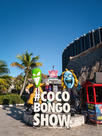 PUNTA CANA, DOMINICAN REPUBLIC - 28 JANUARY 2022: Coco Bongo nightclub building. It is a very famous club in the worldのeditorial素材