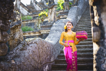 Indonesian woman in bali costume Indonesian national dress, Bali Indonesiaの写真素材