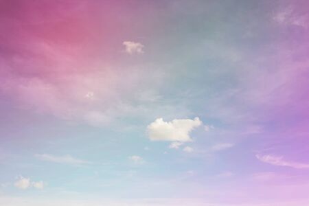 White cloud and blue sky image.