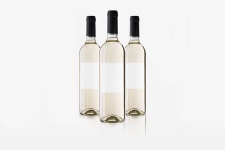 White wine bottle mockup with labelの写真素材