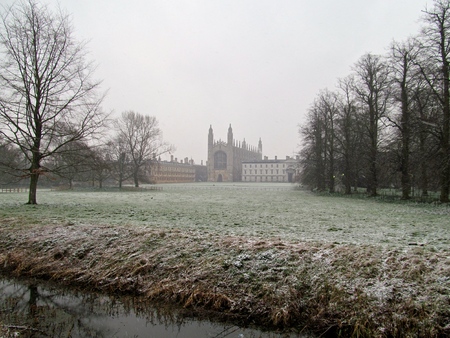 Kings College, Cambridge in Winter Snowのeditorial素材