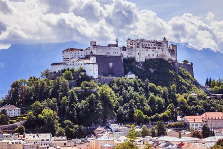 Hohensalzburg fortress, captured from the Kapuzinerberg. Summer time.のeditorial素材
