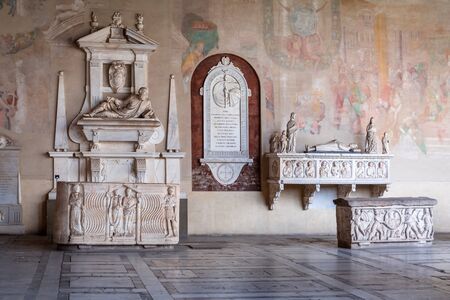 Tomb sculptures in the Monumental Cemetery at the Leaning Tower of Pisa, Italyのeditorial素材