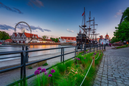 Gdansk, Poland - May 26,2022: Beautiful Gdansk city by the Motlawa River at dusk. Polandのeditorial素材