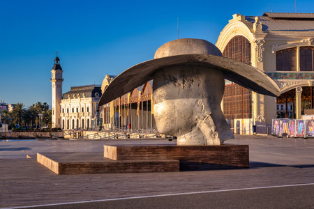 Valencia, Spain - January 20, 2023: Marina in Valencia with the La Pamela statue at sunrise, Spain.のeditorial素材