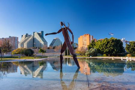 Valencia, Spain - January 21, 2023: Beautiful scenery of Turia public park with ethe scrupture at dawn in Valencia, Spainのeditorial素材