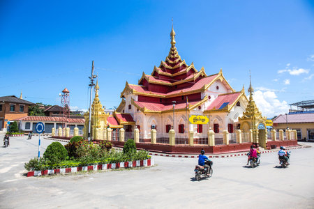Kyainge Tong, MYANMAR - AUGUST 14, 2014 : Wat Phajaw Luang Temple Is a famous tourist destination. If anyone has had to take a trip to the temple. The temple is several hundred years old.のeditorial素材
