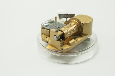 Music box mechanism