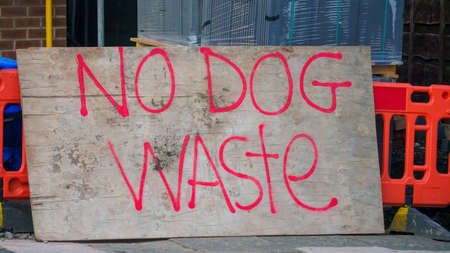 hand made sign asking people not to leave dog wasteの写真素材