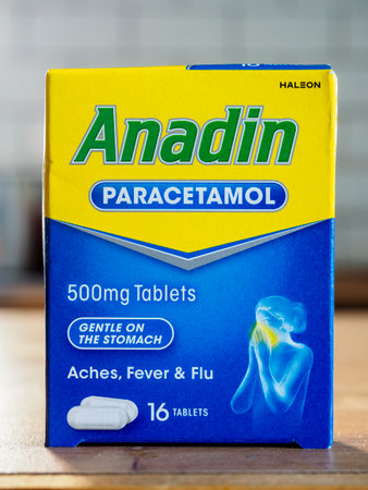 Manchester, UK, September, 18, 2024: Box of Anadin brand paracetamol pain killer tablets.のeditorial素材