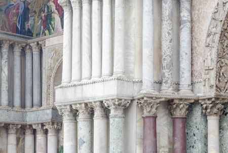 Architectural details, rows of columns on the outside of Saint Mark's Basilica, Venice, Italyのeditorial素材