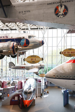 WASHINGTON, DC - November 12, 2007. Inside the Smithsonian National Air and Space Museum at the Smithsonian Institute, Washington DC, USAのeditorial素材