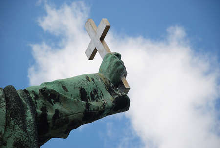 King Stephen monument details  in Budapest. His hand holding a cross against the sky background.の写真素材
