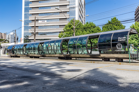 CURITIBA, PARANA/BRAZIL - DECEMBER 27 2016: Bus stop of city public transportation systemのeditorial素材