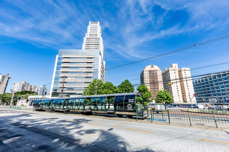 CURITIBA, PARANA/BRAZIL - DECEMBER 27 2016: Bus stop of city public transportation systemのeditorial素材