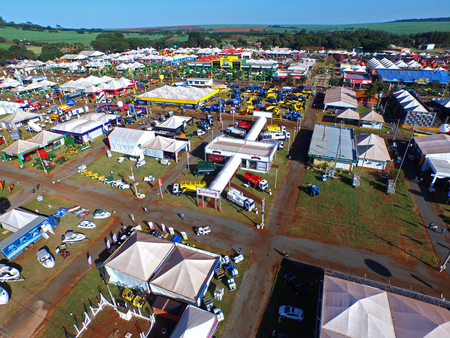 SAO PAULO, BRAZIL - May 1, 2017: Aerial view of Agrishow, 24th International Trade Fair of Agricultural Technology taking place in Ribeirao Preto.のeditorial素材