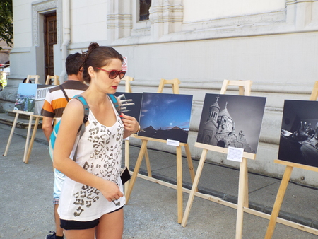 Armenian Street Festival 2015 in Bucharest, Romania. The festival is intended to celebrate and promote Armenian culture and tradition in a pleasant and interactive manner for all the Bucharesters and attendance from the city's surroundings who want to seeのeditorial素材