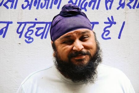 DELHI - SEPTEMBER 22:  Portrait of sikh devotee at Sis Ganj Gurdwara temple on September 22, 2007 in Delhi, India. Worldwide there are about 25 million Sikhs.のeditorial素材