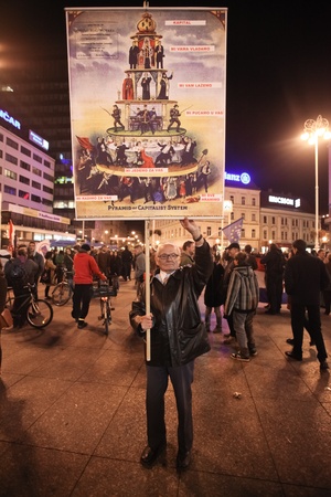 ZAGREB - OCTOBER 15: Occupy Zagreb movement on Bana Jelacic square on October 15, 2011 in Zagreb, Croatia. The movement was in support of the global Occupy demonstations.のeditorial素材