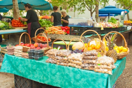 SPLIT - JULY 25  People buying local produce on July 25, 2012 in Split, Croatia  Stari Pazar is Splitのeditorial素材