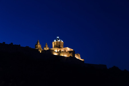 The ancient walled city of Mdina (Malta) at night.のeditorial素材