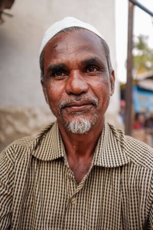 KAMALAPURAM, INDIA - 02 FABRUARY 2015: Middle-aged indian man with a religious capのeditorial素材