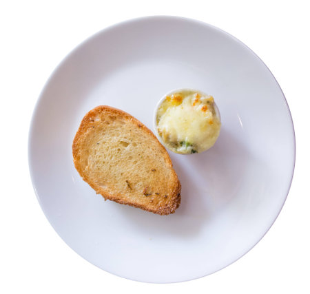  Garlic bread  on the dish with shell cheese