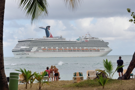 BAHIA MAIMON DOMINICAN REPUBLIC 15 FEBRUARY  2016: Carnival Valour Cruise ship from Bayのeditorial素材