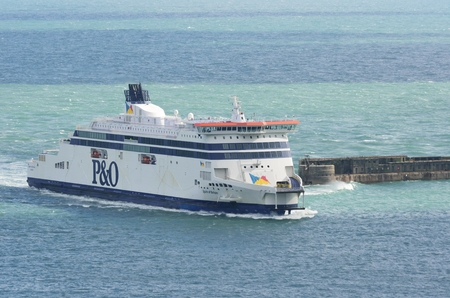 Dover, United Kingdom - October 1, 2016:  P&O cross channel Ferryのeditorial素材