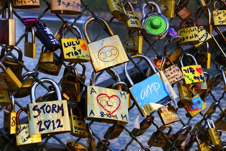 Detail of the bridge over the River Seine.のeditorial素材