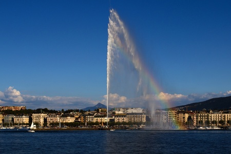 Lake Geneva and fountain.の写真素材