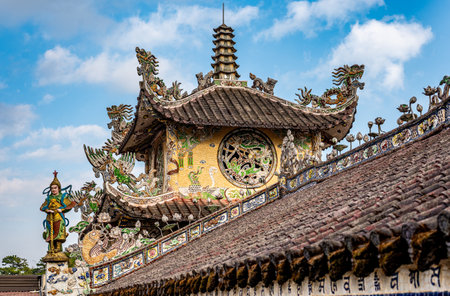 intricate details of Linh Phuoc Pagoda, Vietnamese temple. architectural elegance and cultural richness of the pagoda, offering serene and spiritual atmosphere for designの写真素材