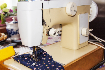 old sewing machineの写真素材
